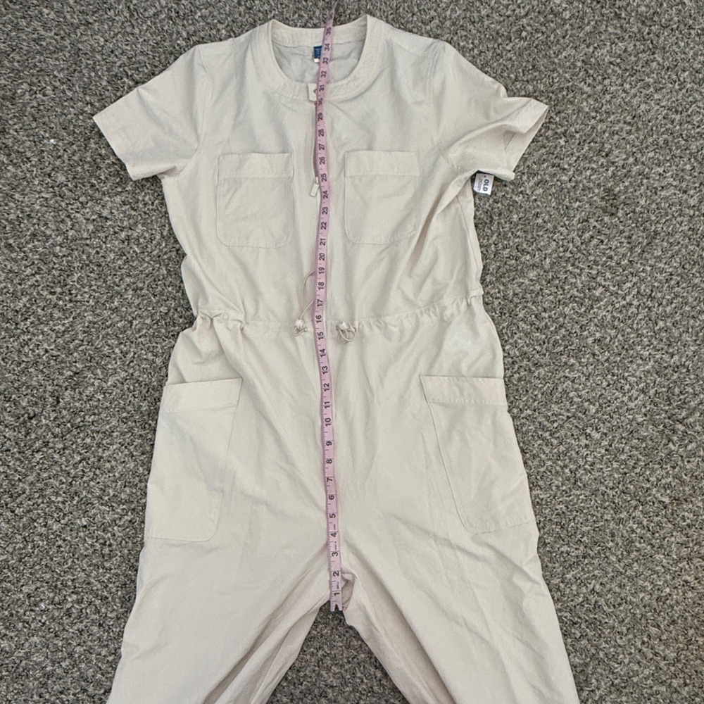 Old Navy Womens StretchTech Utility Jumpsuit Beige Short Sleeve Tall Medium - Picture 10 of 12